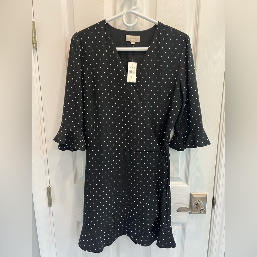 Loft Outlet Wrap Dress, Size 4, never worn